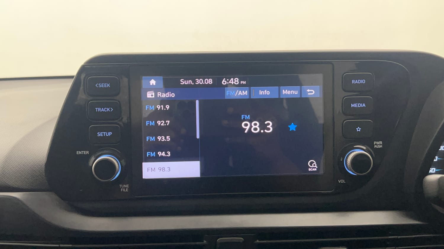 Used 2023 Hyundai New i20 Sportz 1.2 MT Petrol Manual top_features Touch screen infotainment system