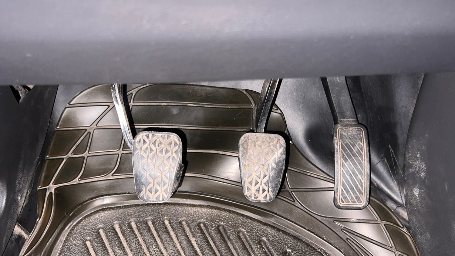 Used 2016 Ford Figo Titanium Plus 1.5 TDCi Diesel Manual interior PEDALS VIEW