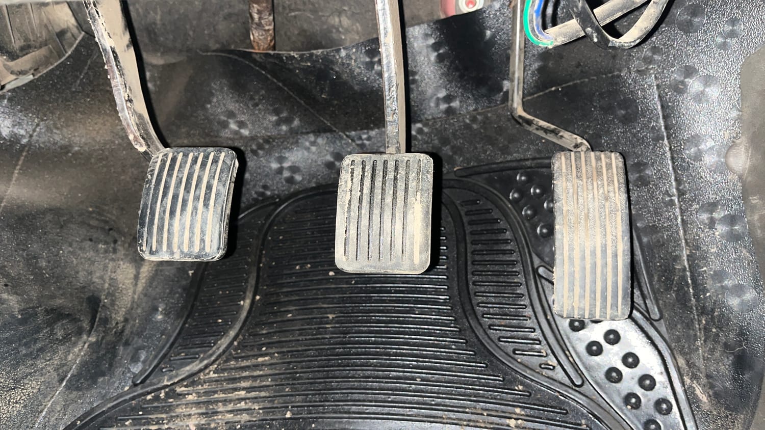 Used 2012 Hyundai i10 Sportz 1.2 Kappa2 Petrol Manual interior PEDALS VIEW