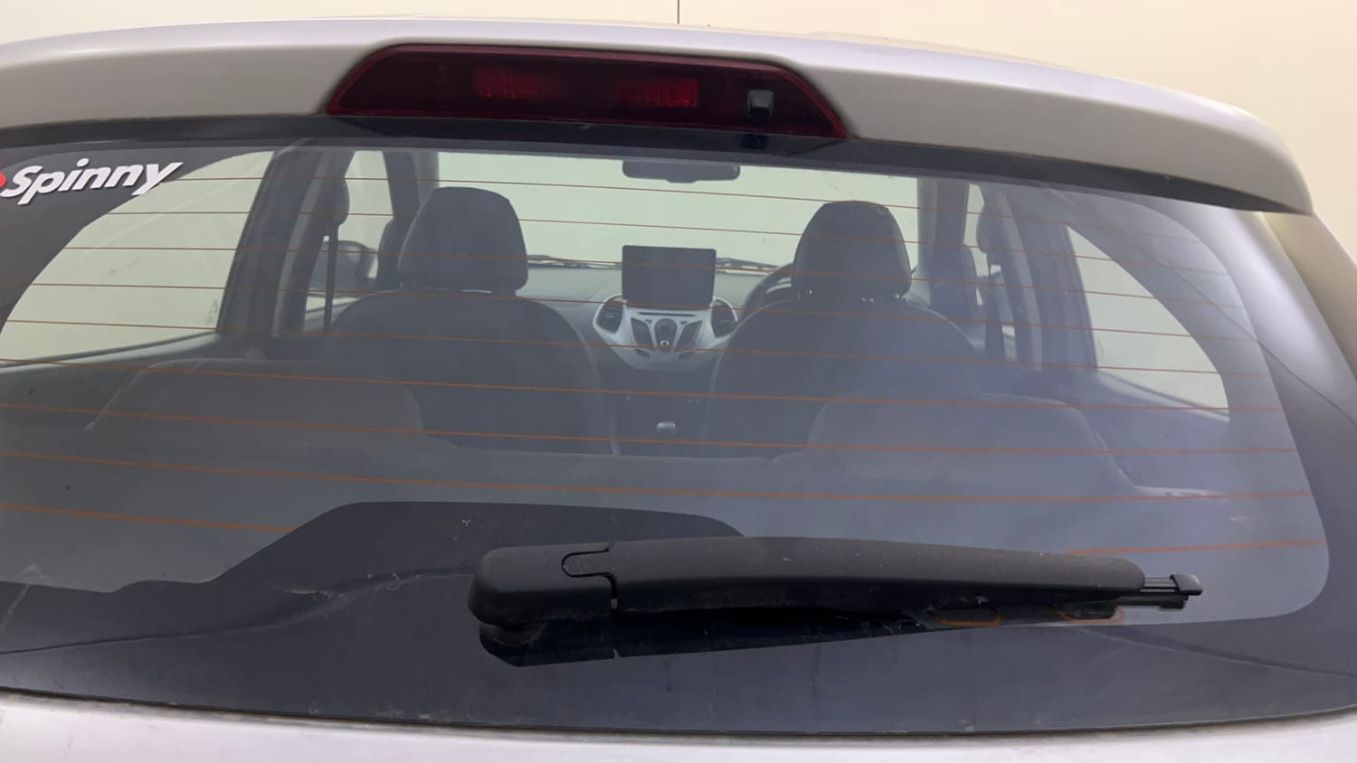 Used 2016 Ford Figo Titanium Plus 1.5 TDCi Diesel Manual top_features Rear wiper
