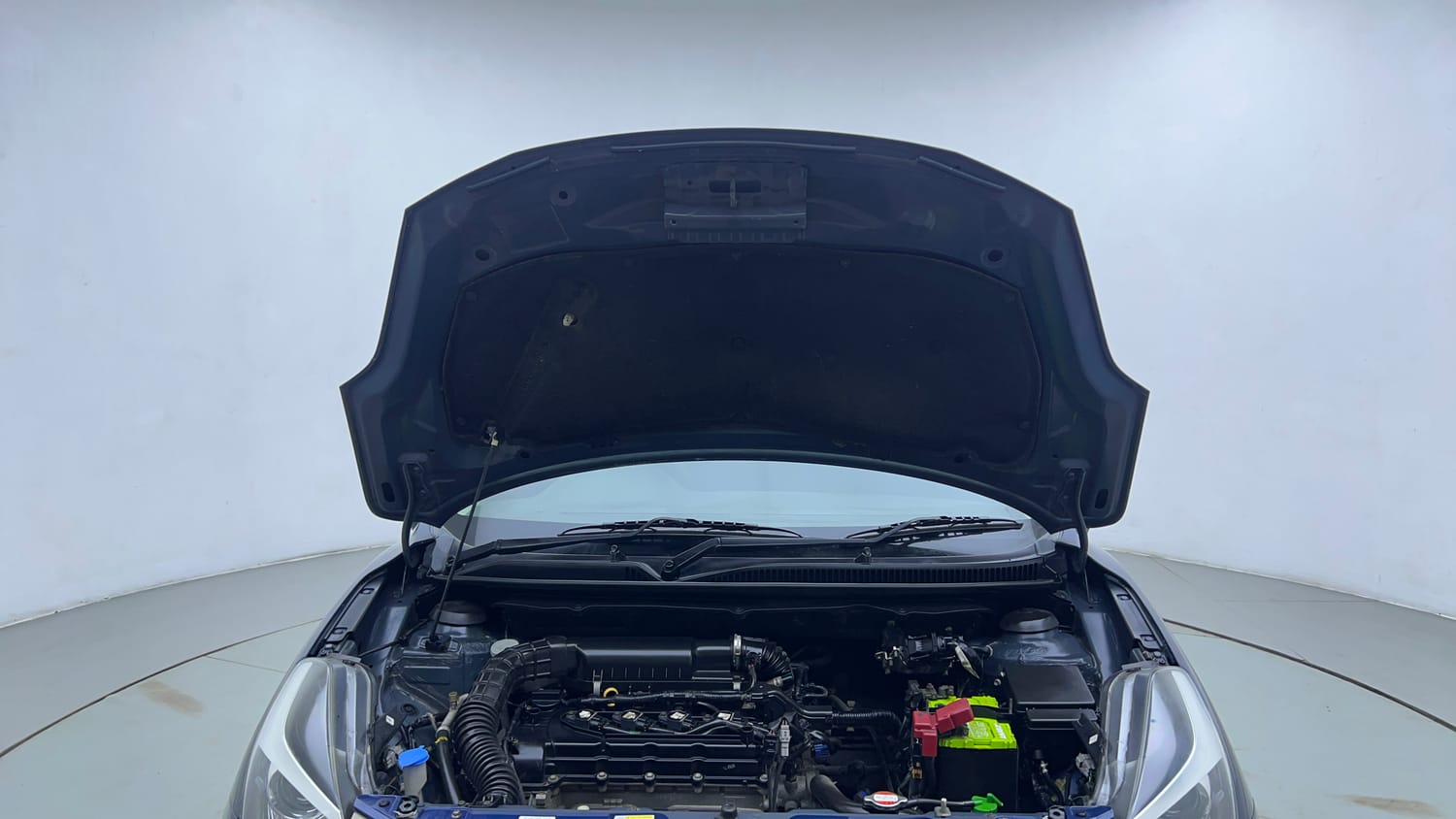 Used 2021 Maruti Suzuki Baleno Alpha Petrol Manual engine ENGINE & BONNET OPEN FRONT VIEW