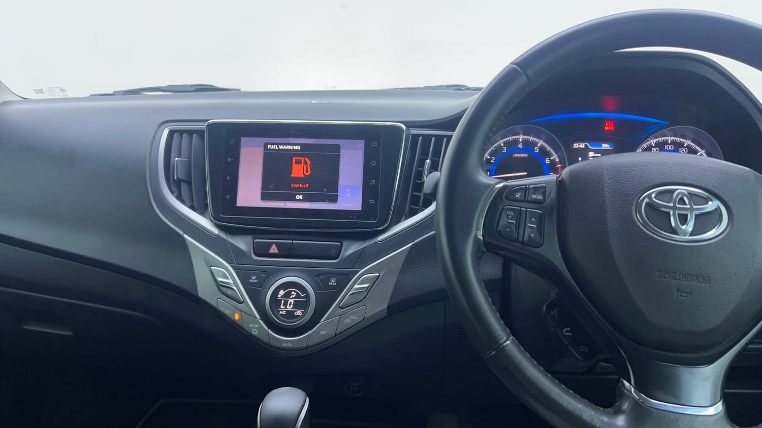 Used 2019 Toyota Glanza V CVT Petrol Automatic interior MUSIC SYSTEM & AC CONTROL VIEW