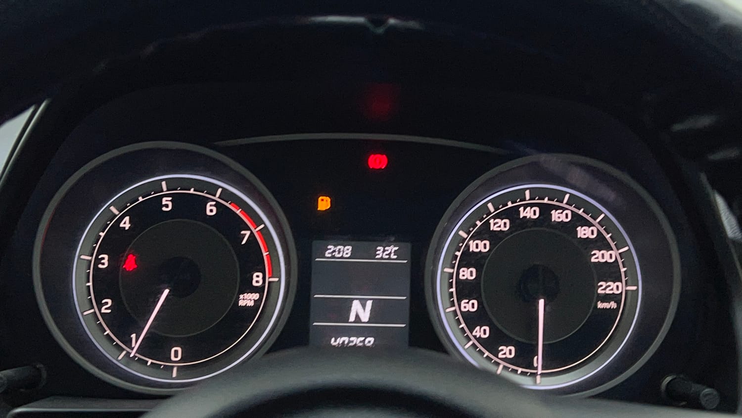 Used 2018 Maruti Suzuki Dzire VXi AMT Petrol Automatic interior CLUSTERMETER VIEW