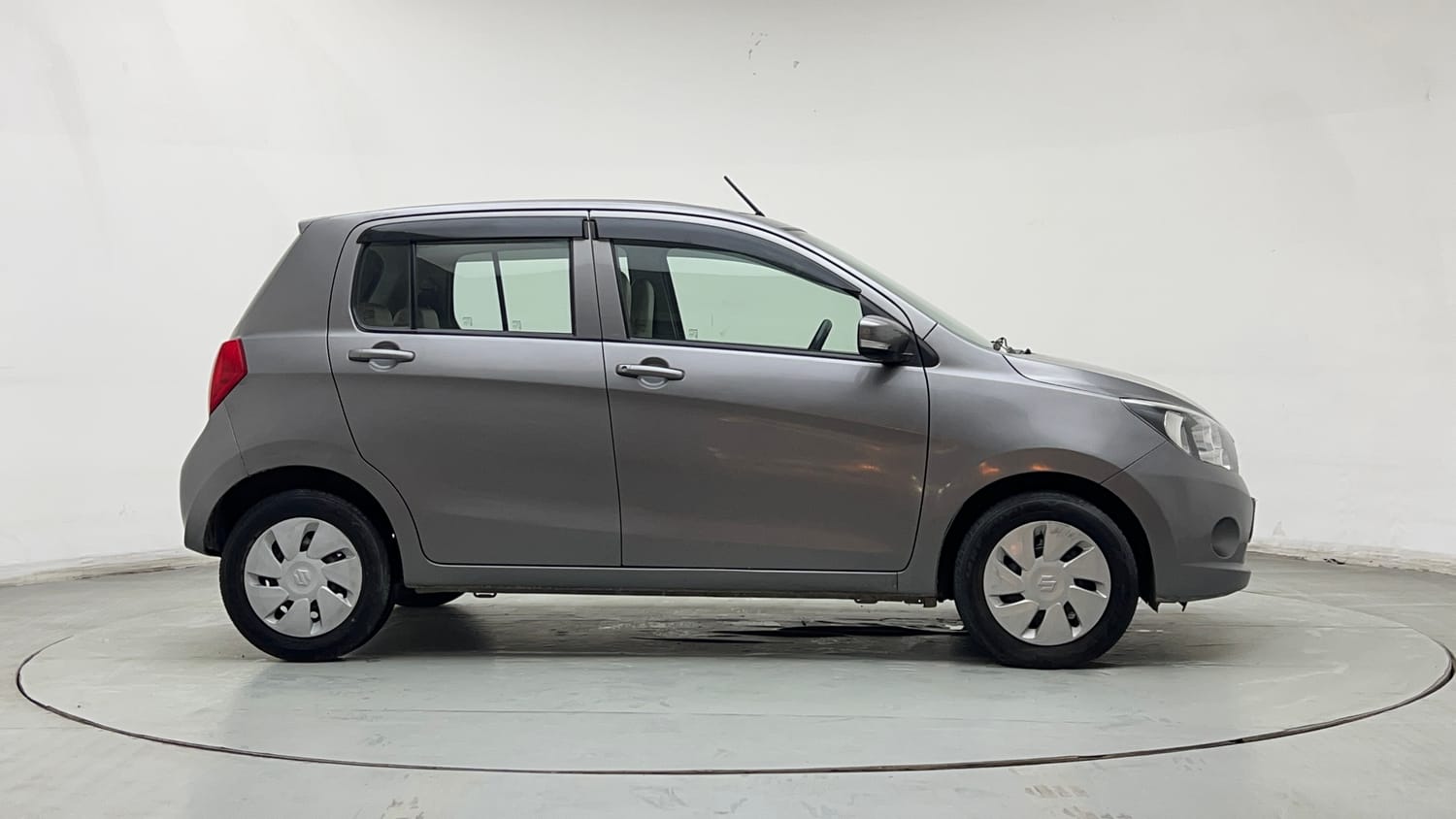 Used 2017 Maruti Suzuki Celerio ZXi AMT Petrol Automatic exterior RIGHT SIDE VIEW