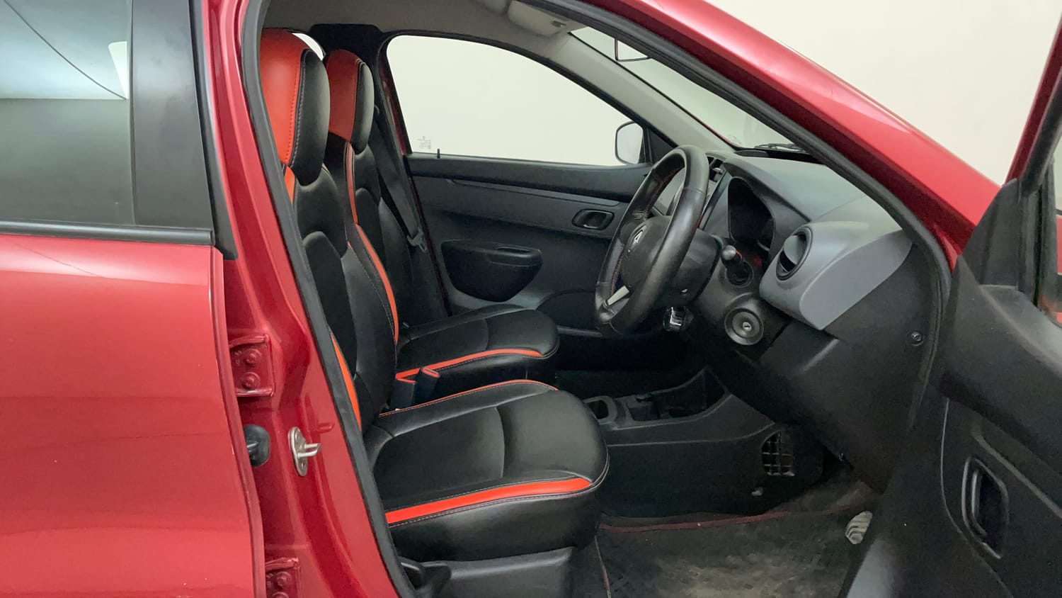 Used 2018 Renault Kwid 1.0 RXT AMT Petrol Automatic interior RIGHT SIDE FRONT DOOR CABIN VIEW