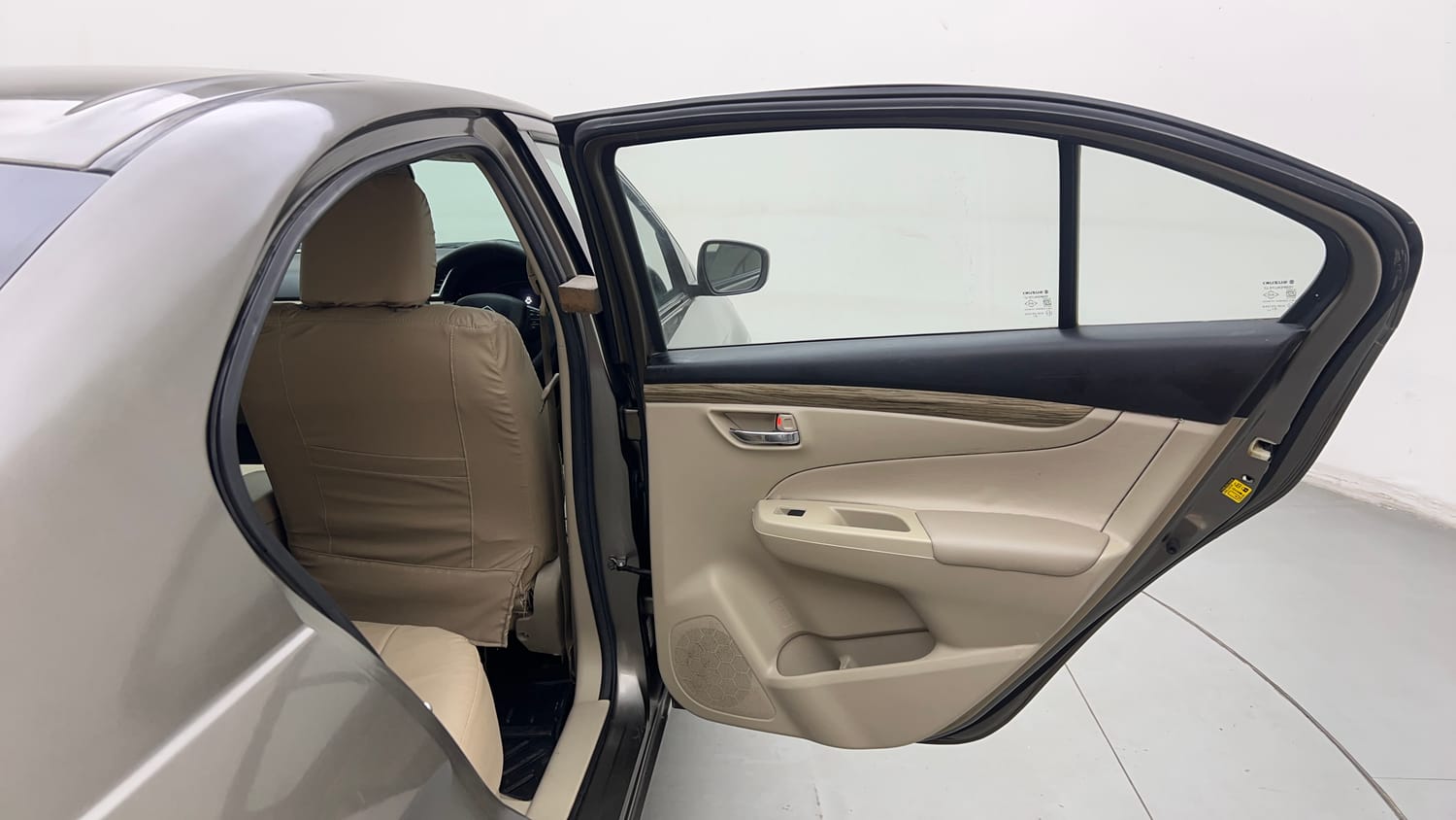 Used 2019 Maruti Suzuki Ciaz Delta Hybrid 1.5 Petrol Manual interior RIGHT REAR DOOR OPEN VIEW