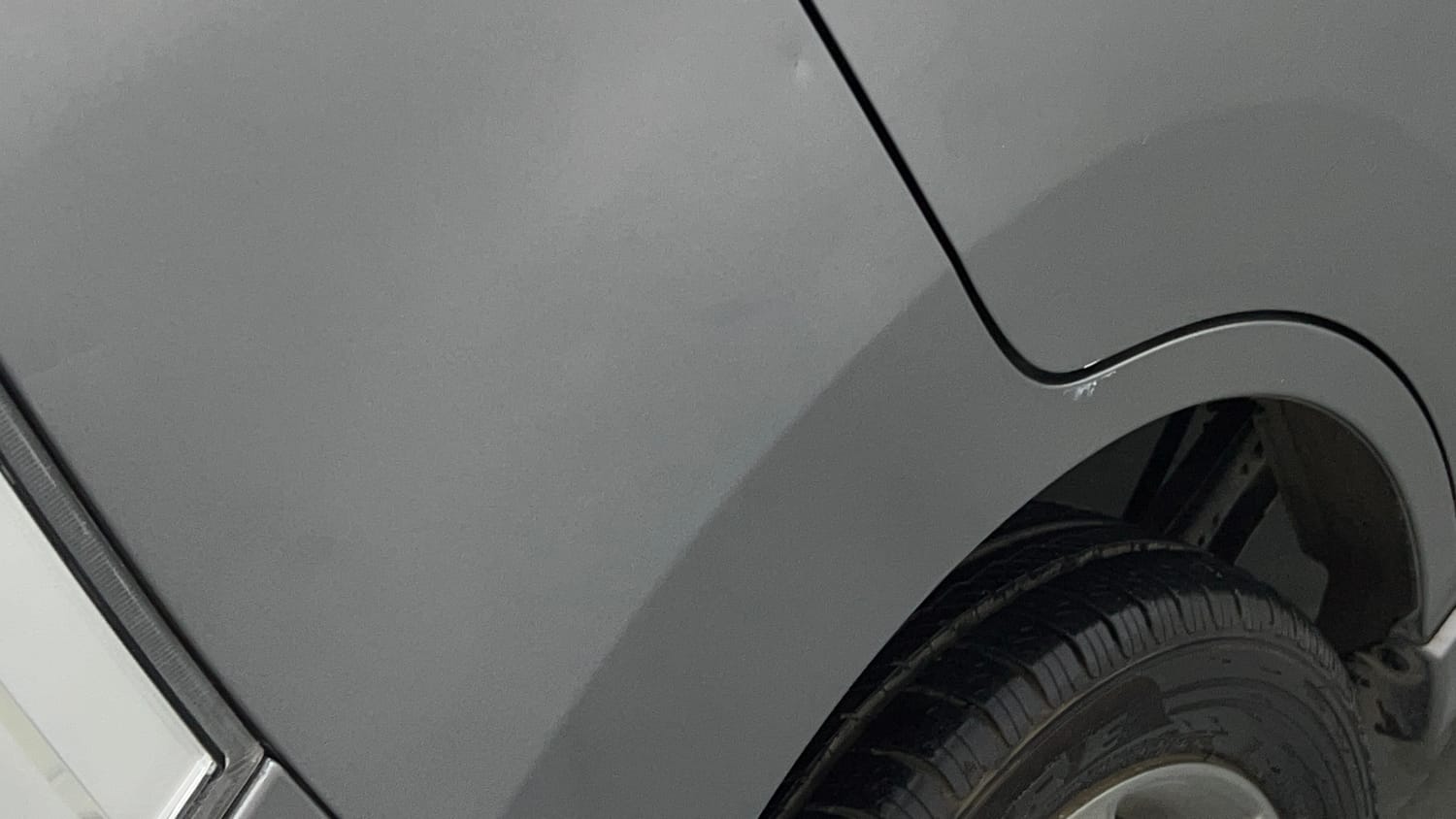 Used 2013 Maruti Suzuki Wagon R Stingray VXi Petrol Manual dents MINOR DENT