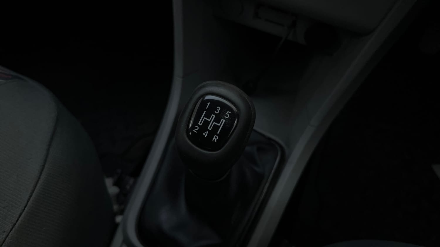 Used 2021 Tata Tiago XE Petrol Manual interior GEAR  KNOB VIEW