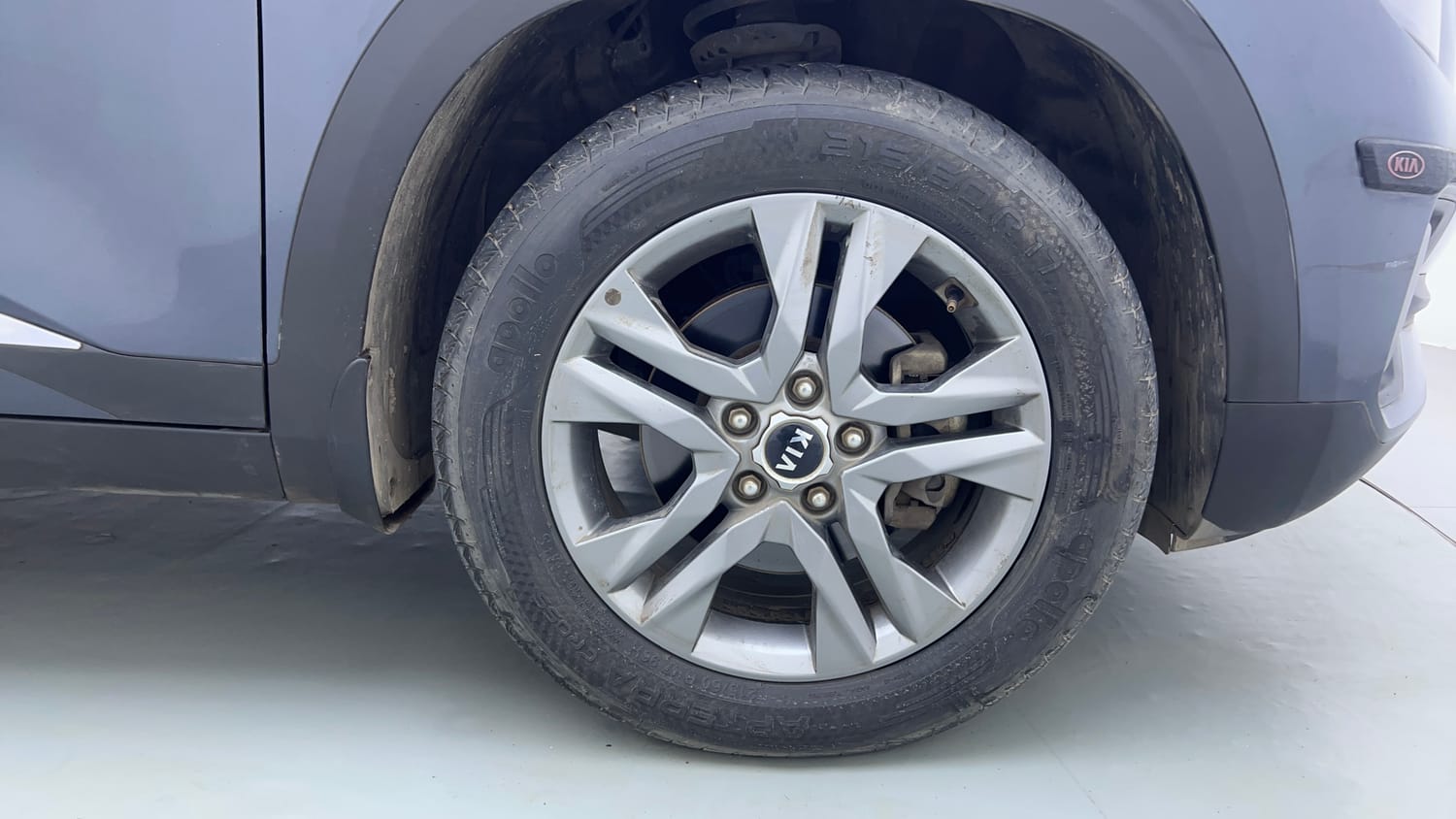 Used 2020 Kia Seltos HTX 1.5 Petrol Manual tyres RIGHT FRONT TYRE RIM VIEW