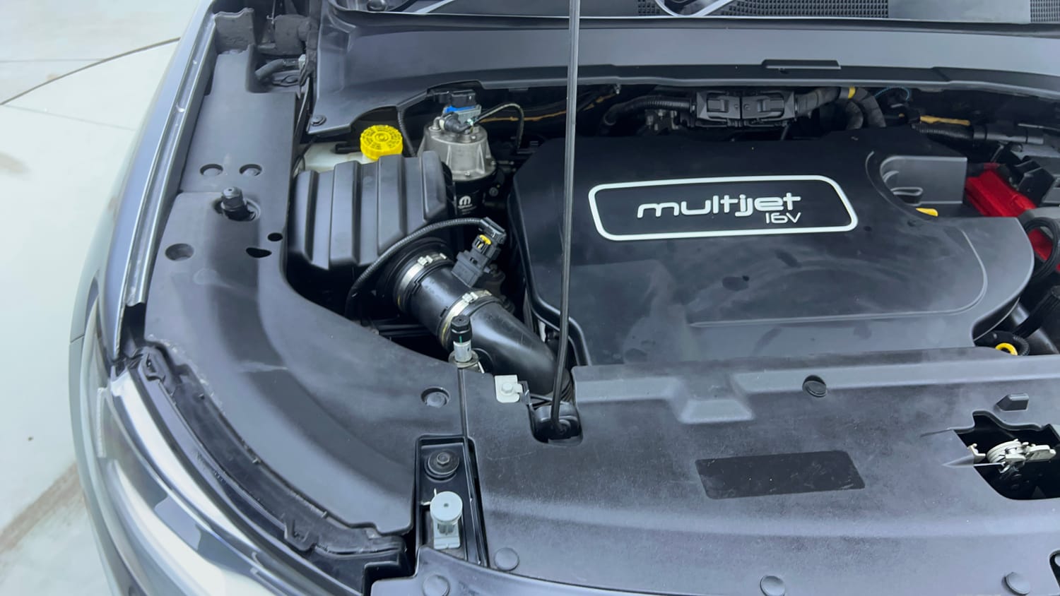 Used 2018 Jeep Compass Longitude (O) 2.0 Diesel Diesel Manual engine ENGINE RIGHT SIDE VIEW