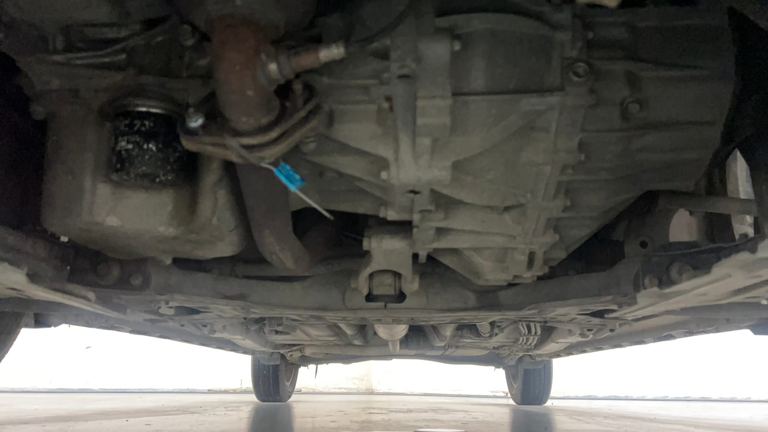 Used 2020 Maruti Suzuki XL6 Alpha MT Petrol Petrol Manual extra FRONT LEFT UNDERBODY VIEW