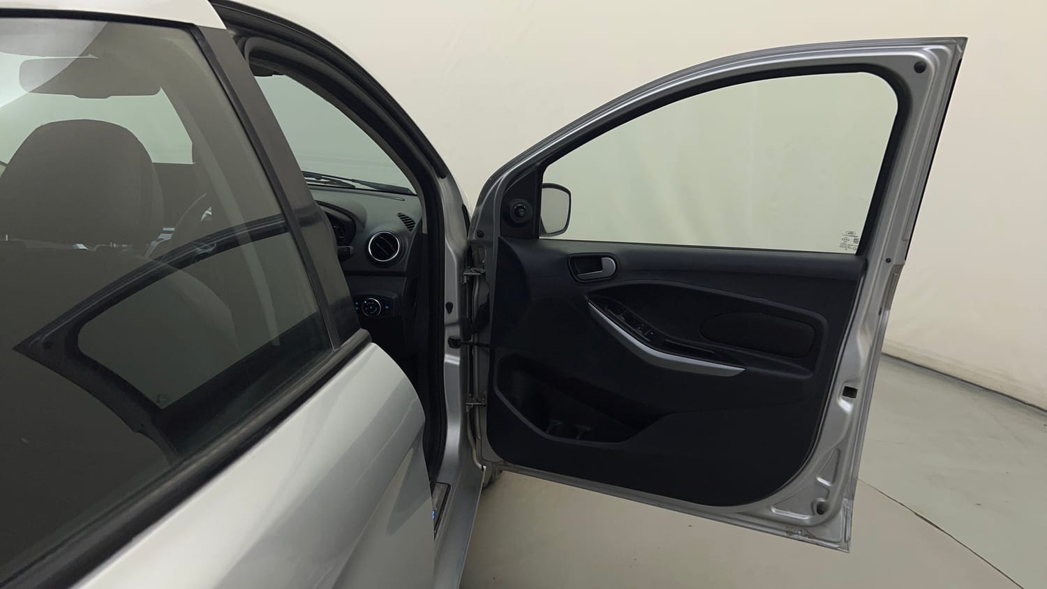 Used 2016 Ford Figo Titanium Plus 1.5 TDCi Diesel Manual interior RIGHT FRONT DOOR OPEN VIEW