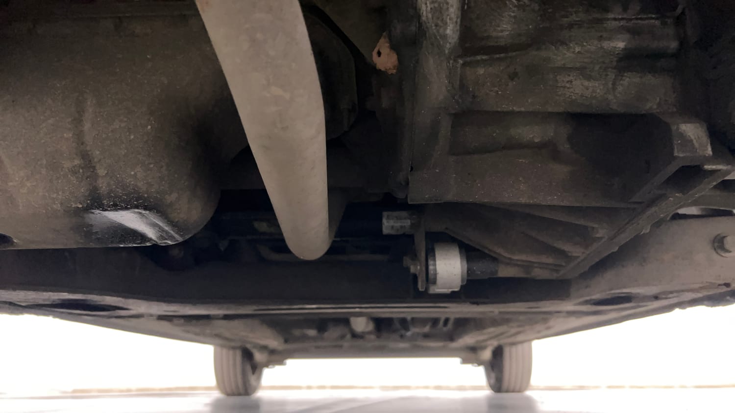 Used 2013 Ford Figo Duratorq Diesel EXI 1.4 Diesel Manual extra FRONT LEFT UNDERBODY VIEW