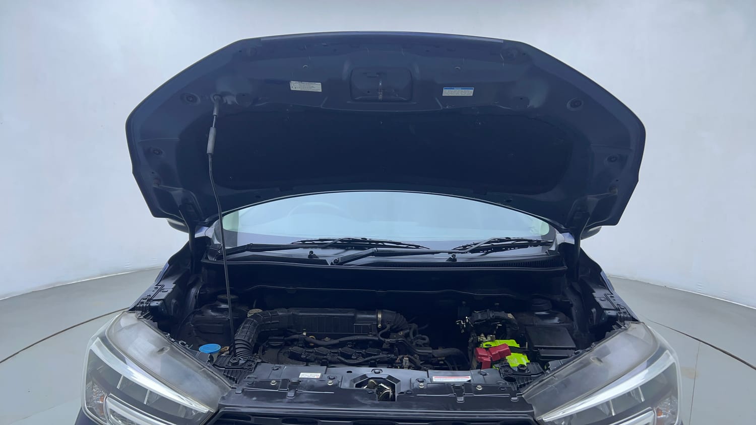Used 2019 Maruti Suzuki XL6 Alpha MT Petrol Petrol Manual engine ENGINE & BONNET OPEN FRONT VIEW