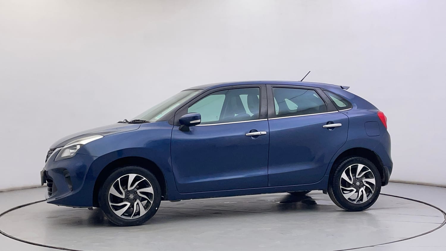 Used 2019 Maruti Suzuki Baleno Alpha Petrol Manual exterior LEFT SIDE VIEW