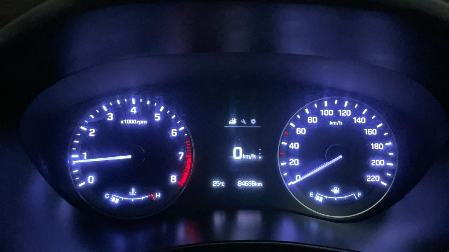 Used 2016 Hyundai Elite i20 Asta 1.2 (O) Petrol Manual interior CLUSTERMETER VIEW