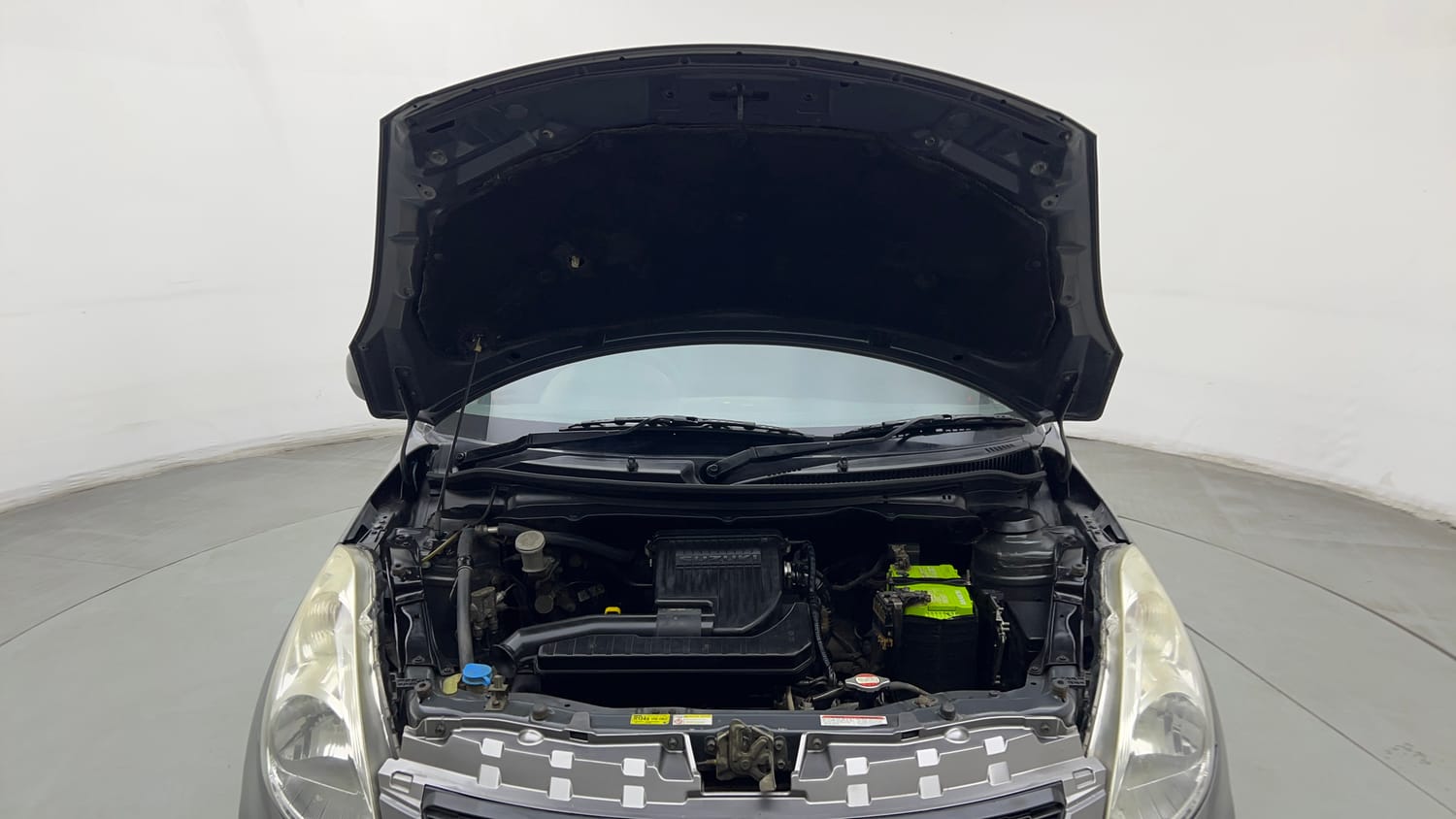 Used 2016 Maruti Suzuki Swift Lxi (O) Petrol Manual engine ENGINE & BONNET OPEN FRONT VIEW