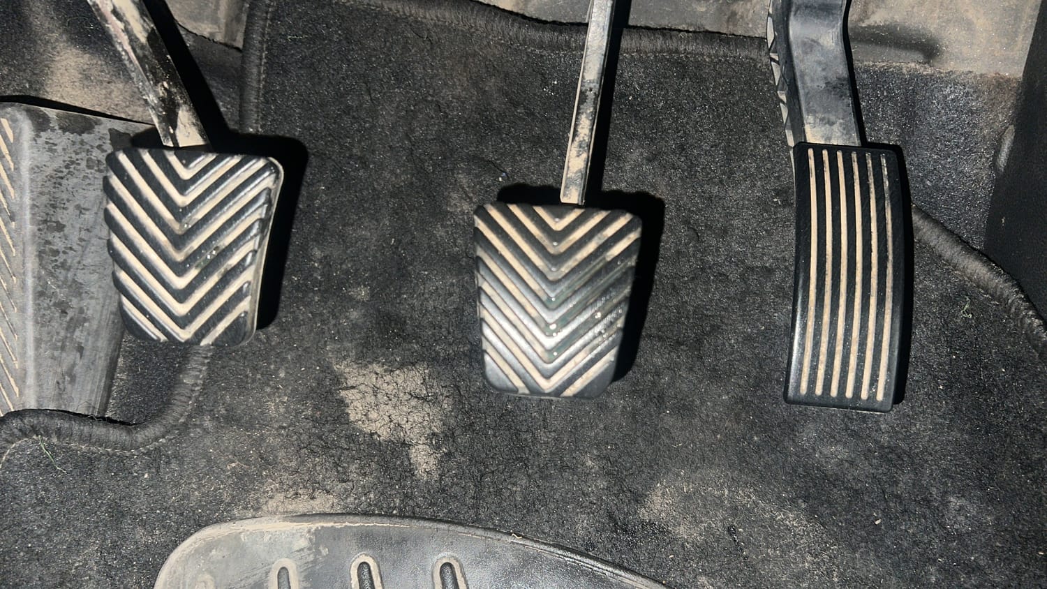Used 2020 Hyundai Elite i20 Sportz Plus 1.2 Petrol Manual interior PEDALS VIEW
