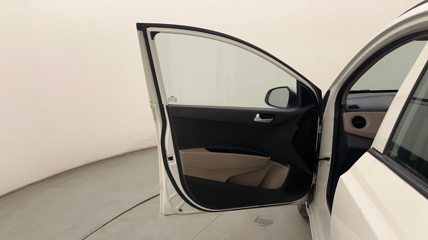 Used 2017 Hyundai Grand i10 Asta 1.2 Kappa VTVT Petrol Manual interior LEFT FRONT DOOR OPEN VIEW