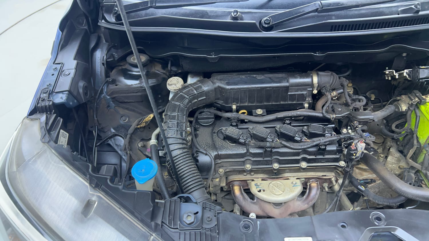 Used 2019 Maruti Suzuki XL6 Alpha MT Petrol Petrol Manual engine ENGINE RIGHT SIDE VIEW