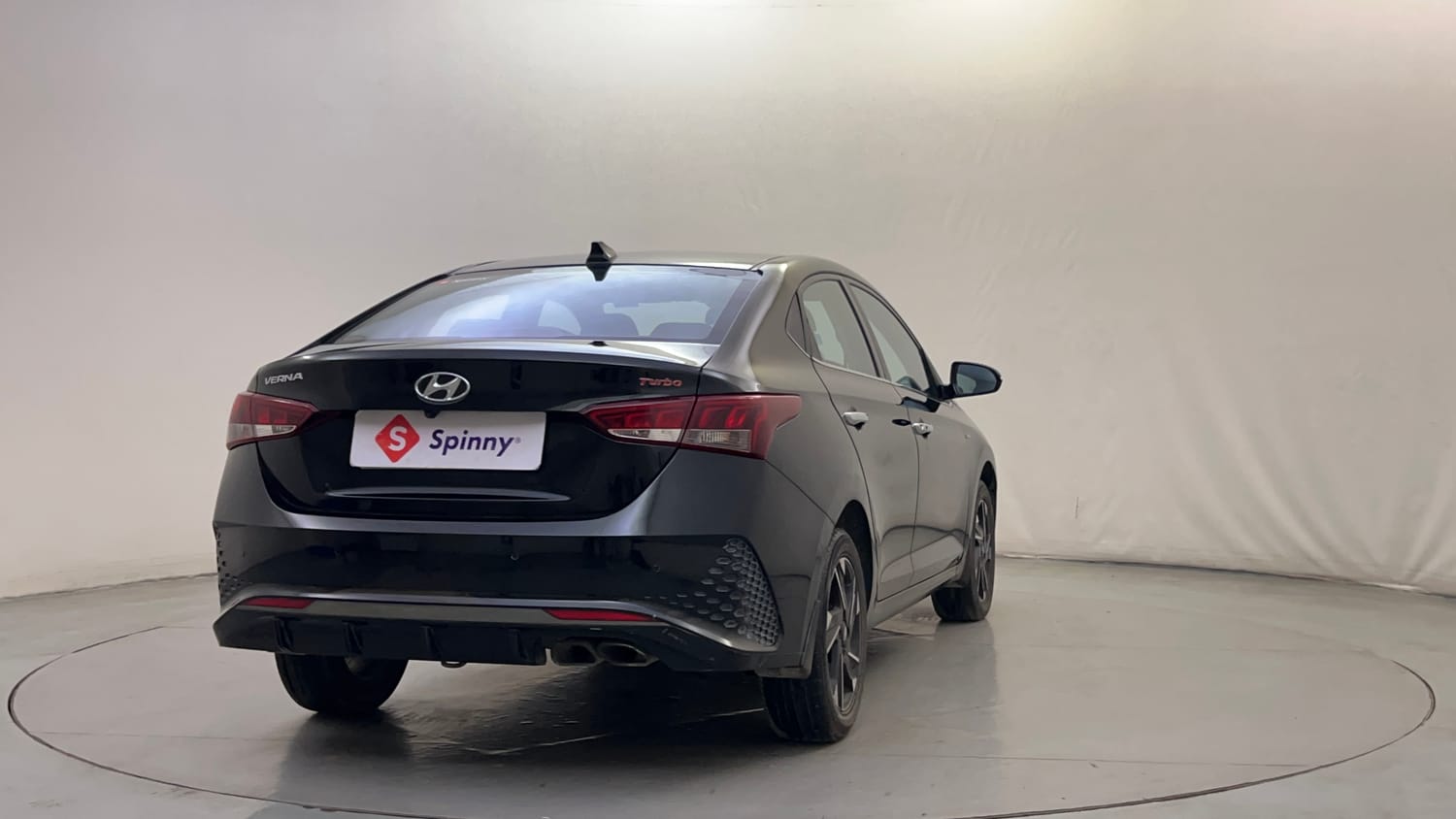 Used 2020 Hyundai Verna SX (O) 1.0 Turbo DCT Petrol Automatic exterior RIGHT REAR CORNER VIEW