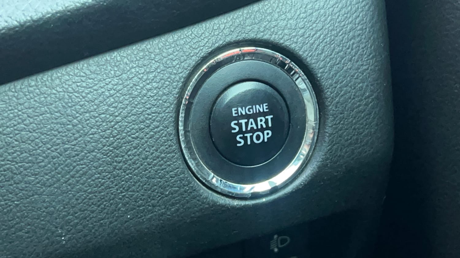 Used 2019 Toyota Glanza V CVT Petrol Automatic top_features Keyless start