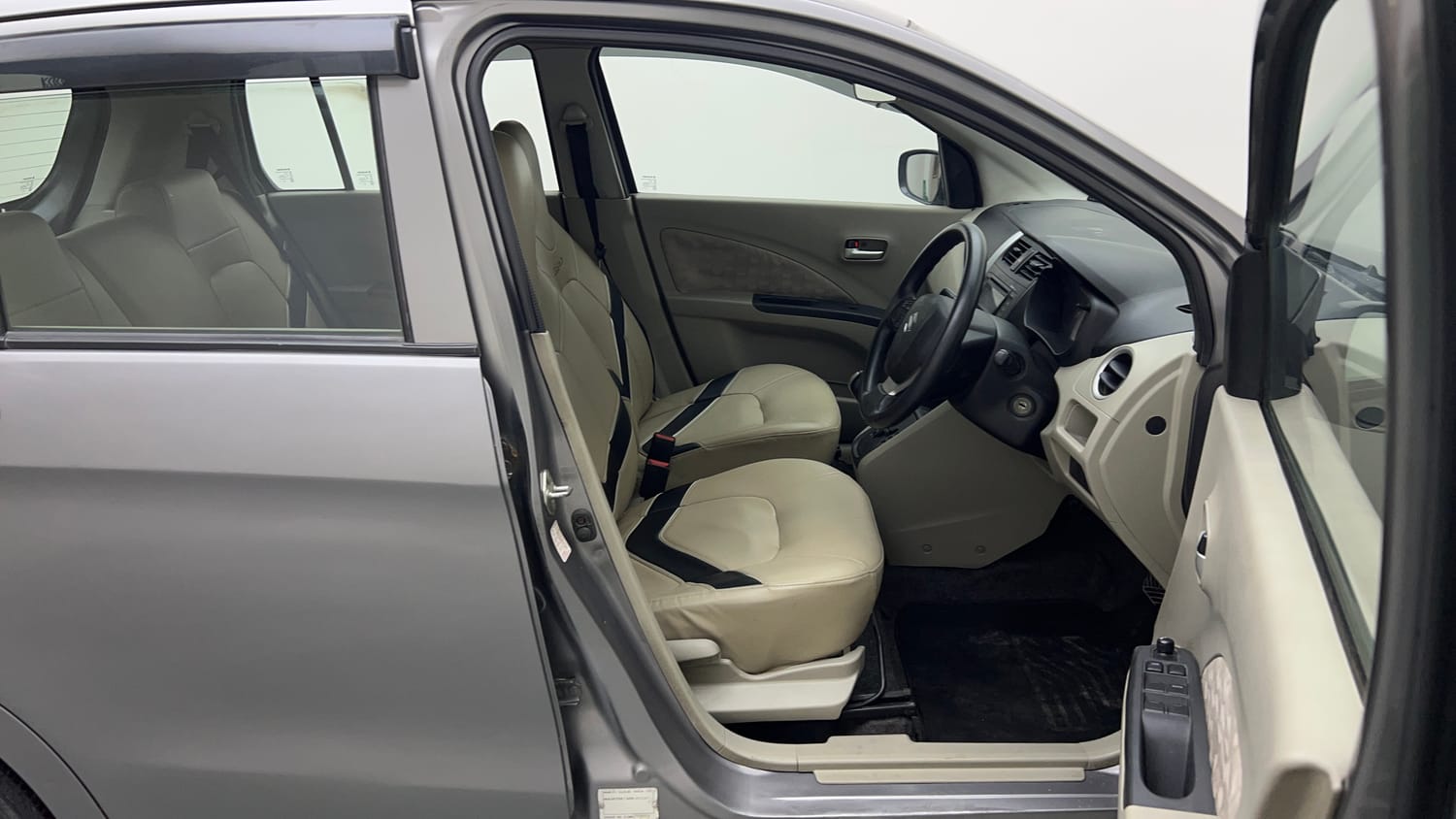 Used 2017 Maruti Suzuki Celerio ZXi AMT Petrol Automatic interior RIGHT SIDE FRONT DOOR CABIN VIEW