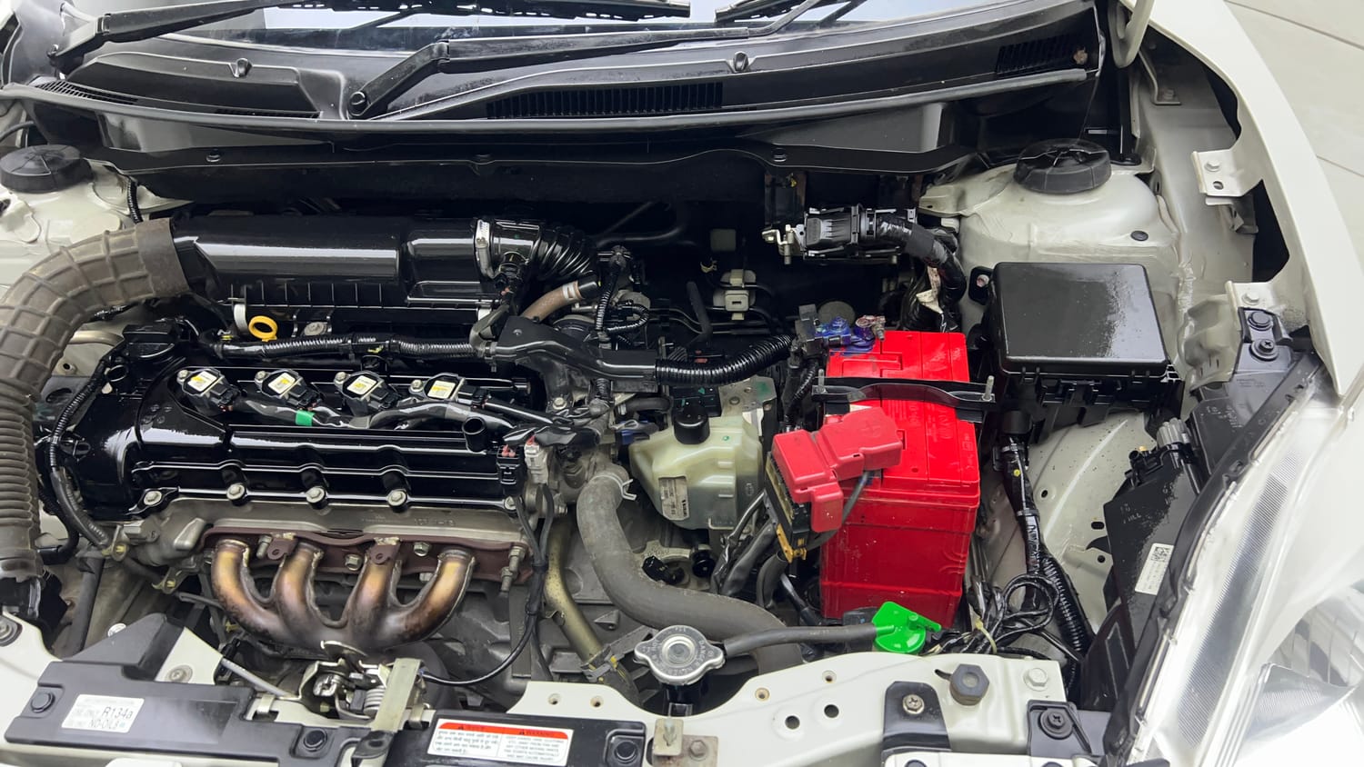 Used 2018 Maruti Suzuki Dzire VXi AMT Petrol Automatic engine ENGINE LEFT SIDE VIEW