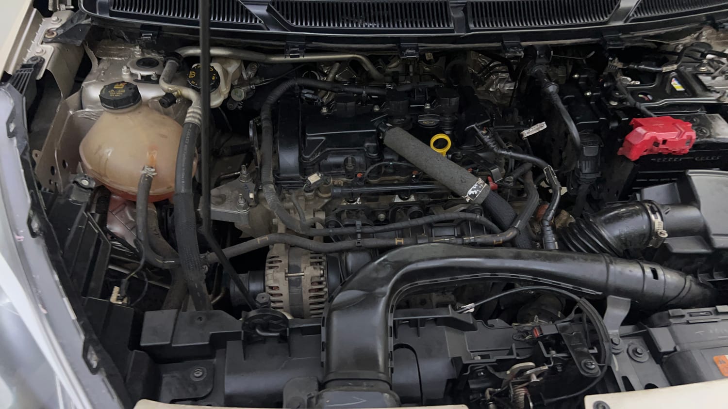 Used 2018 Ford Freestyle Titanium Plus 1.2 Ti-VCT Petrol Manual engine ENGINE RIGHT SIDE VIEW