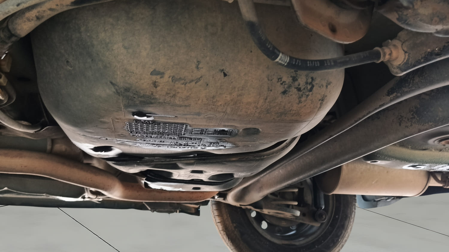 Used 2013 Maruti Suzuki Swift Dzire VDI Diesel Manual extra REAR UNDERBODY VIEW (TAKEN FROM REAR)