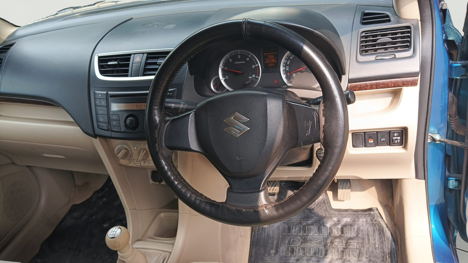 Used 2013 Maruti Suzuki Swift Dzire VDI Diesel Manual interior STEERING VIEW