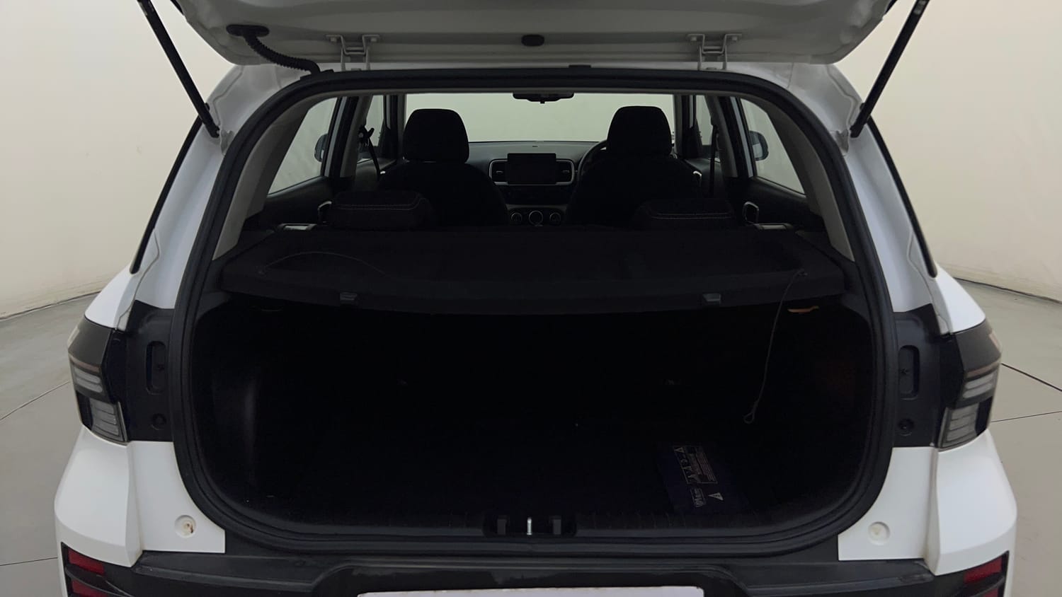 Used 2022 Hyundai Venue SX 1.2 Petrol Petrol Manual interior DICKY INSIDE VIEW