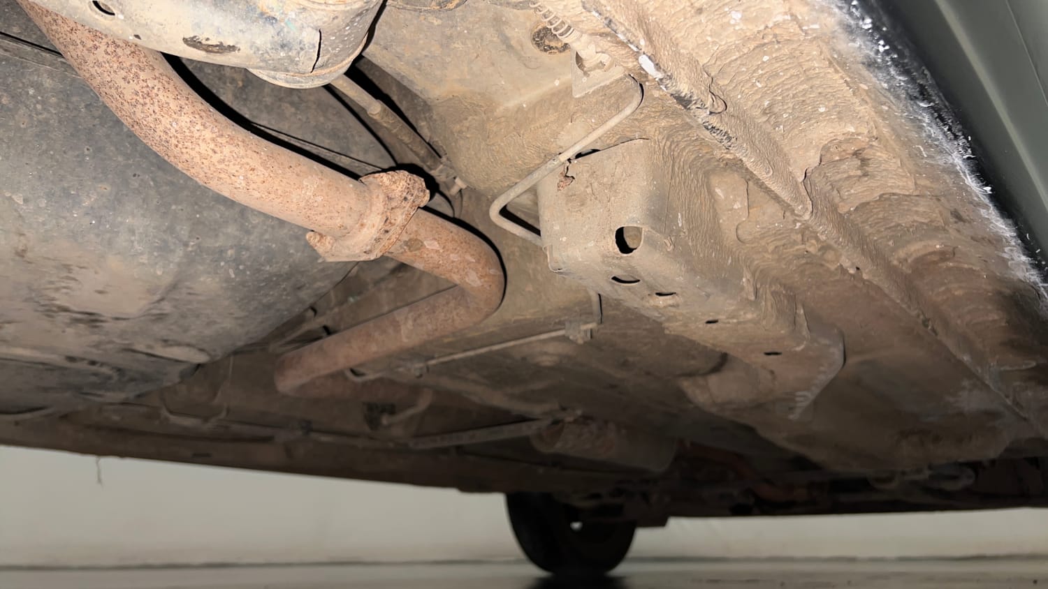 Used 2021 Tata Tiago XE Petrol Manual extra REAR RIGHT UNDERBODY VIEW