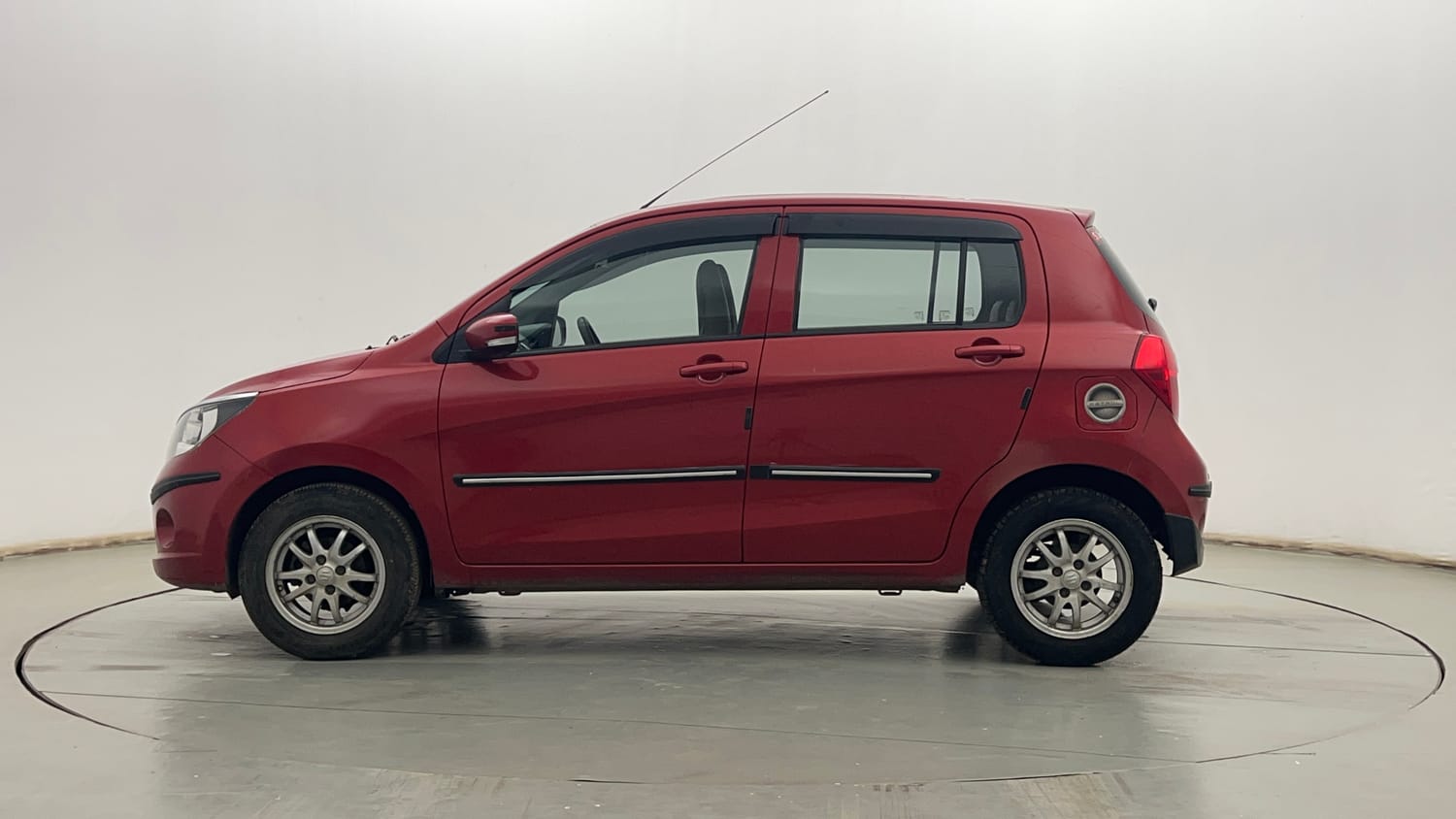 Used 2016 Maruti Suzuki Celerio ZXi Petrol Manual exterior LEFT SIDE VIEW