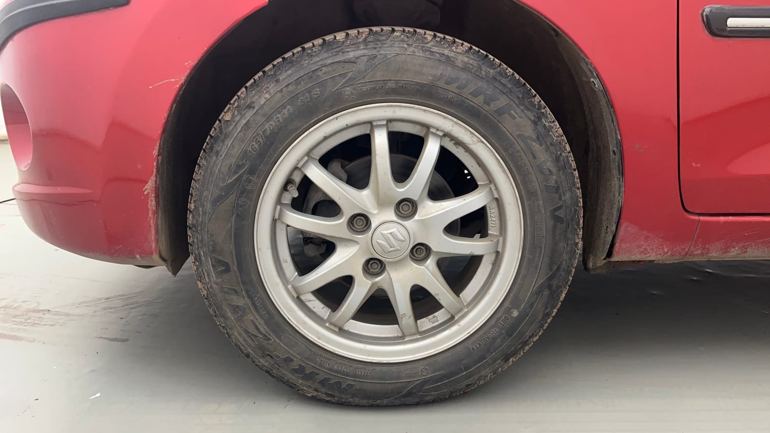 Used 2016 Maruti Suzuki Celerio ZXi Petrol Manual tyres LEFT FRONT TYRE RIM VIEW