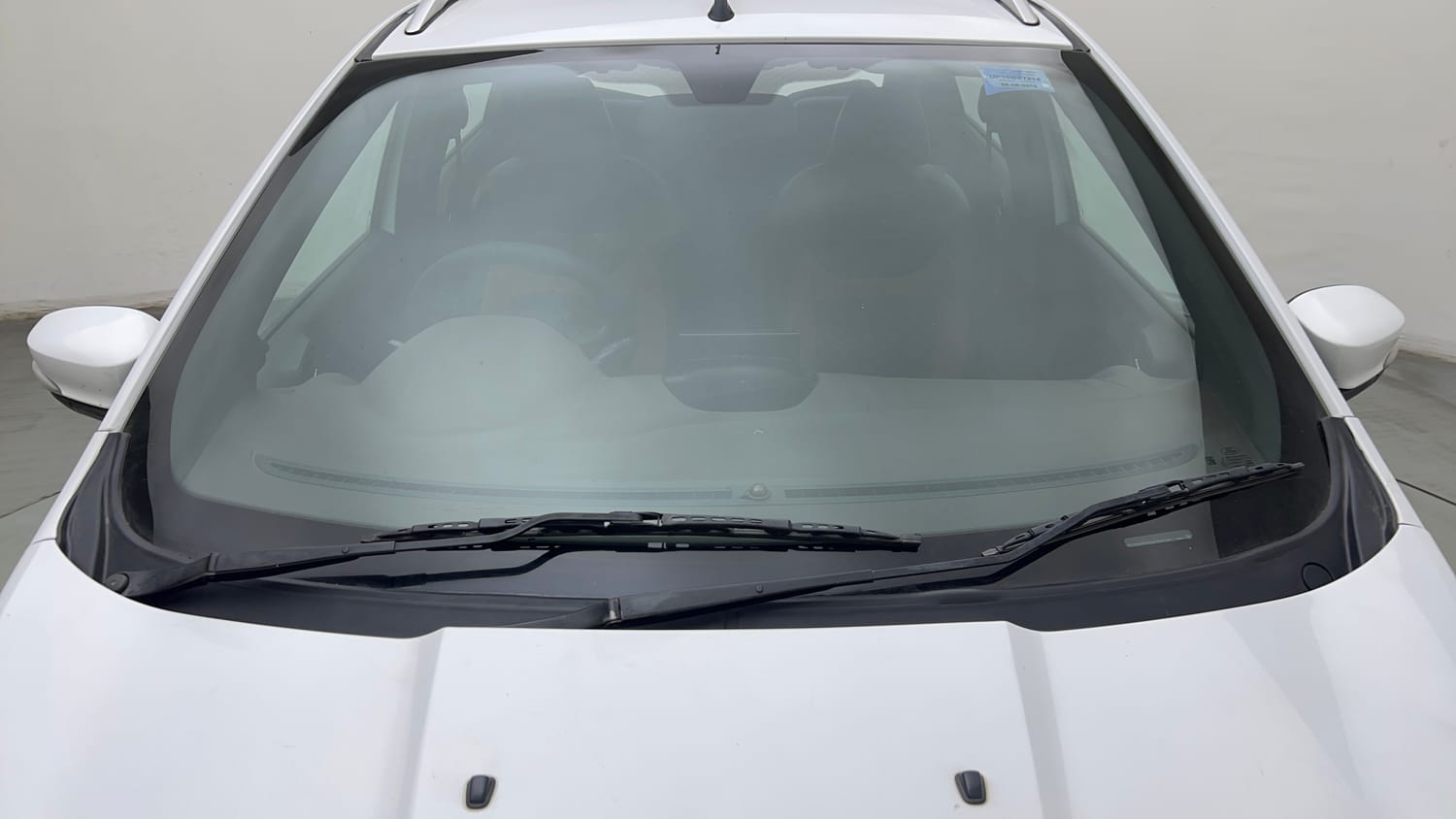 Used 2018 Ford Freestyle Titanium 1.2 Ti-VCT Petrol Manual exterior FRONT WINDSHIELD VIEW