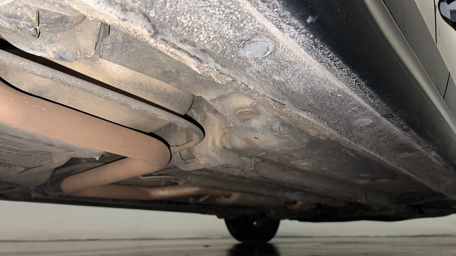 Used 2020 Hyundai Verna SX (O) 1.0 Turbo DCT Petrol Automatic extra REAR RIGHT UNDERBODY VIEW
