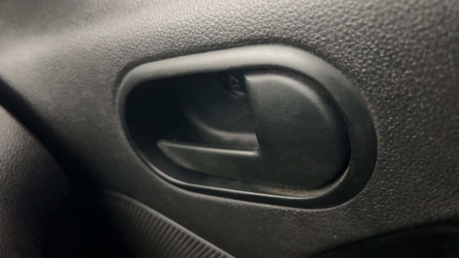 Used 2013 Ford Figo Duratorq Diesel EXI 1.4 Diesel Manual top_features Central locking