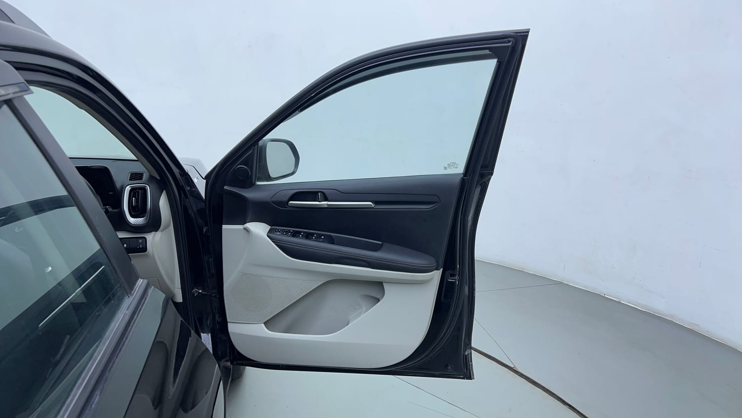 Used 2023 Kia Sonet HTX 1.5 AT Diesel Automatic interior RIGHT FRONT DOOR OPEN VIEW