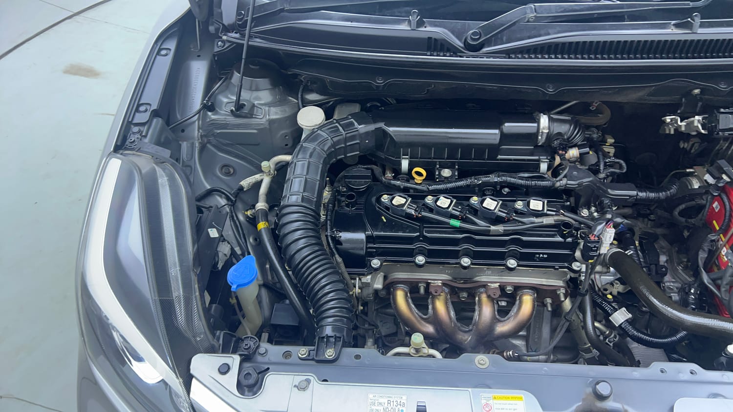 Used 2019 Toyota Glanza V CVT Petrol Automatic engine ENGINE RIGHT SIDE VIEW