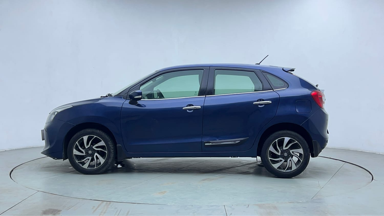 Used 2021 Maruti Suzuki Baleno Alpha Petrol Manual exterior LEFT SIDE VIEW