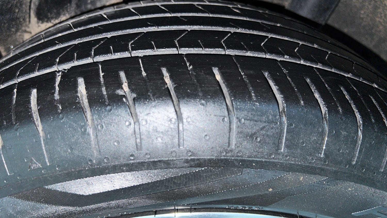 Used 2025 Hyundai Verna SX 1.5 Petrol IVT Petrol Automatic tyres LEFT REAR TYRE TREAD VIEW