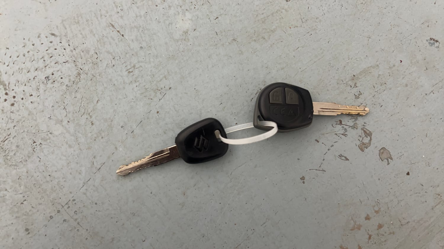 Used 2015 Maruti Suzuki Wagon R VXI Petrol Manual extra CAR KEY VIEW
