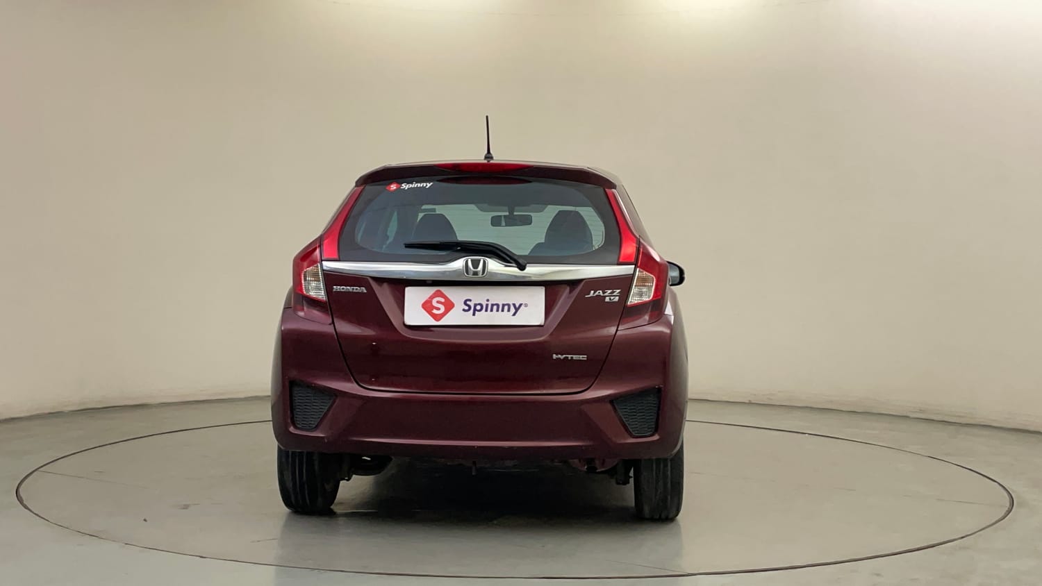 Used 2018 Honda Jazz V AT Petrol Petrol Automatic exterior BACK VIEW