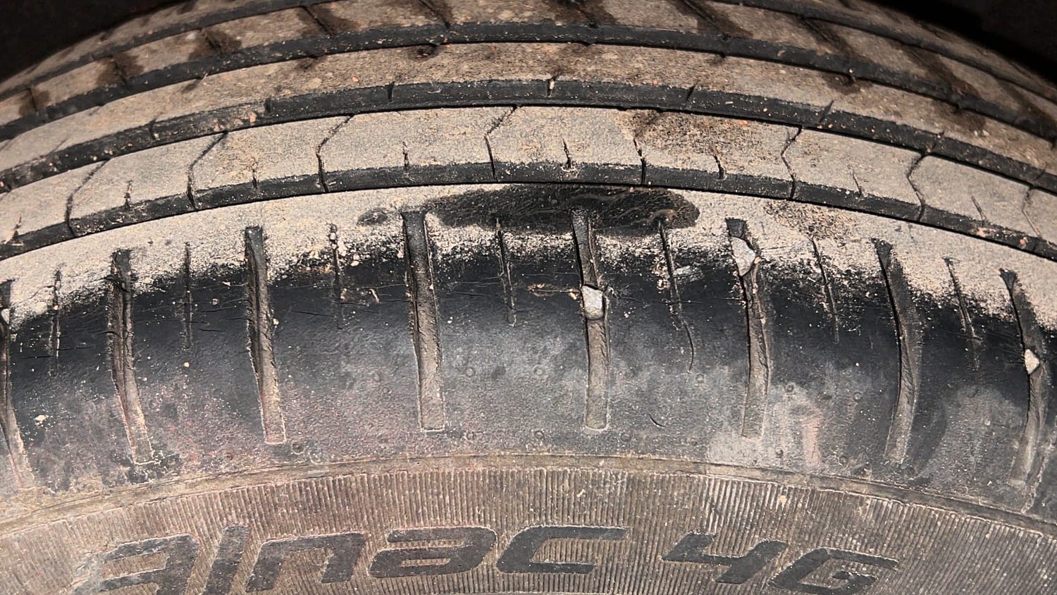 Used 2021 Toyota Glanza G Petrol Manual tyres LEFT REAR TYRE TREAD VIEW