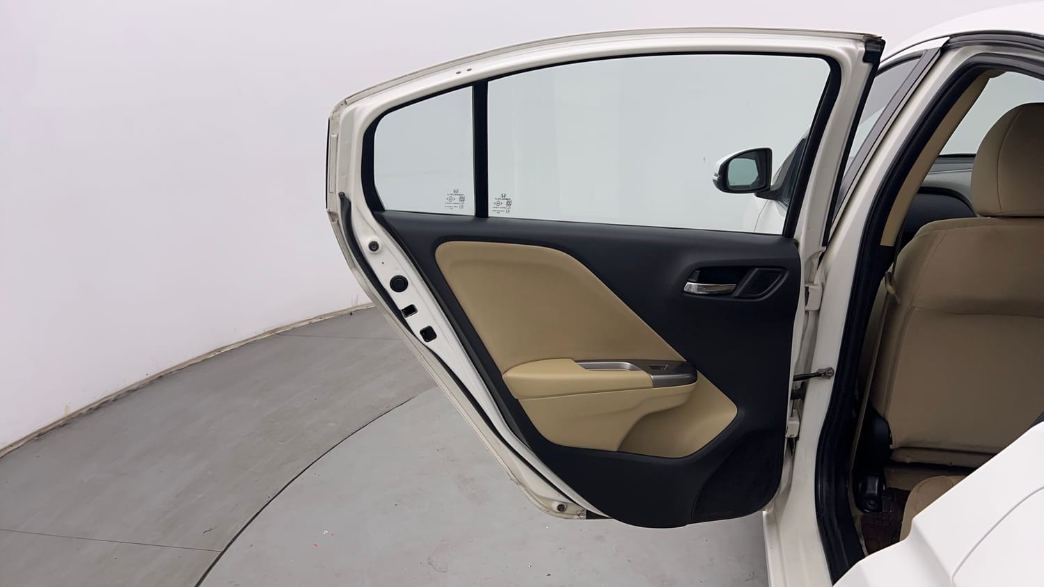 Used 2017 Honda City V Petrol Manual interior LEFT REAR DOOR OPEN VIEW
