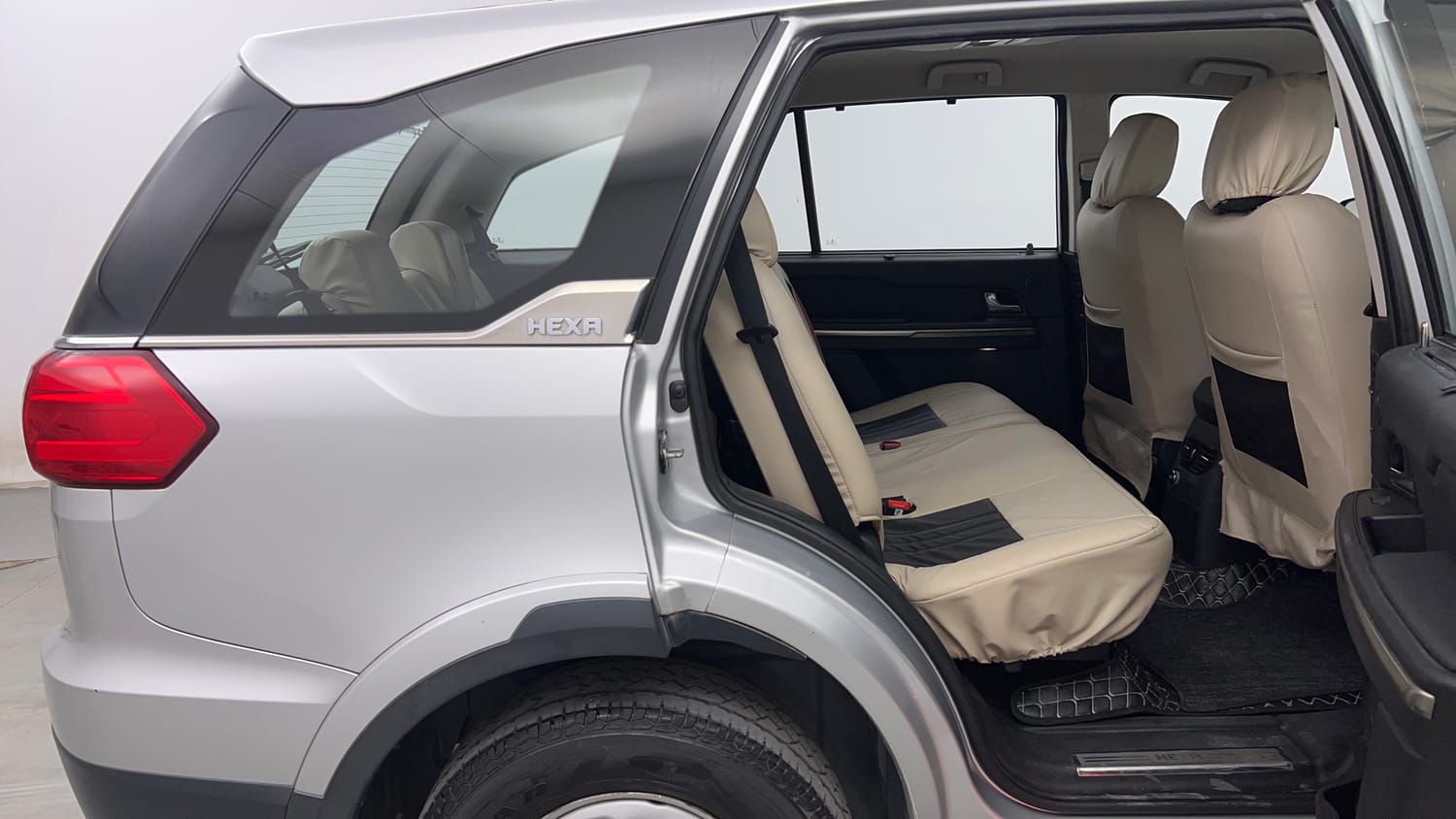 Used 2017 Tata Hexa XM 4x2 7 STR Diesel Manual interior RIGHT SIDE REAR DOOR CABIN VIEW