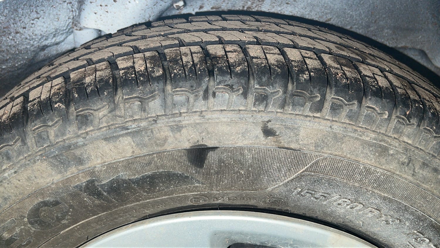 Used 2013 Hyundai i10 Magna 1.1 iRDE2 Petrol Manual tyres LEFT REAR TYRE TREAD VIEW
