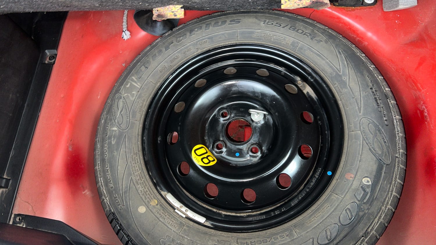 Used 2017 Maruti Suzuki Swift ZXi Petrol Manual tyres SPARE TYRE VIEW