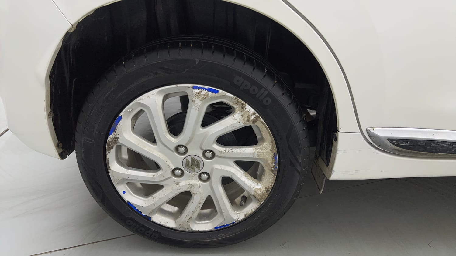Used 2025 Maruti Suzuki Baleno Zeta MT Petrol Manual tyres RIGHT REAR TYRE RIM VIEW